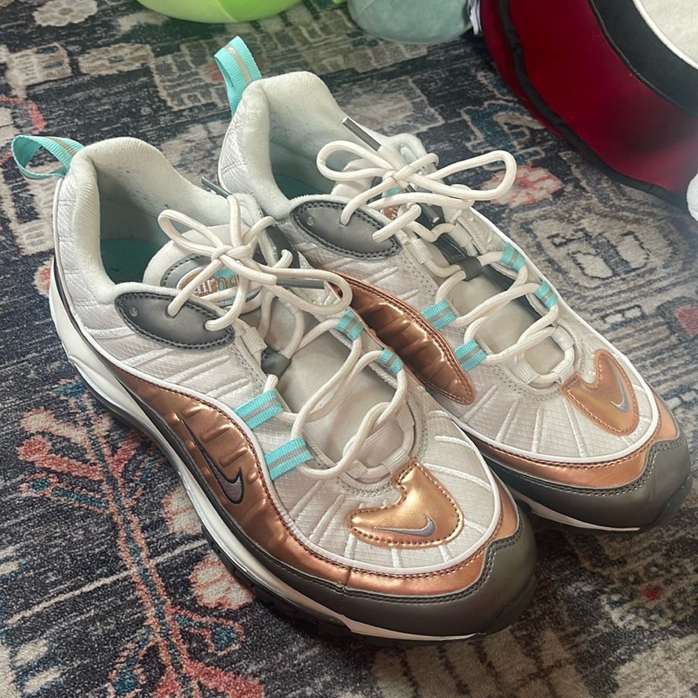 Nike air max